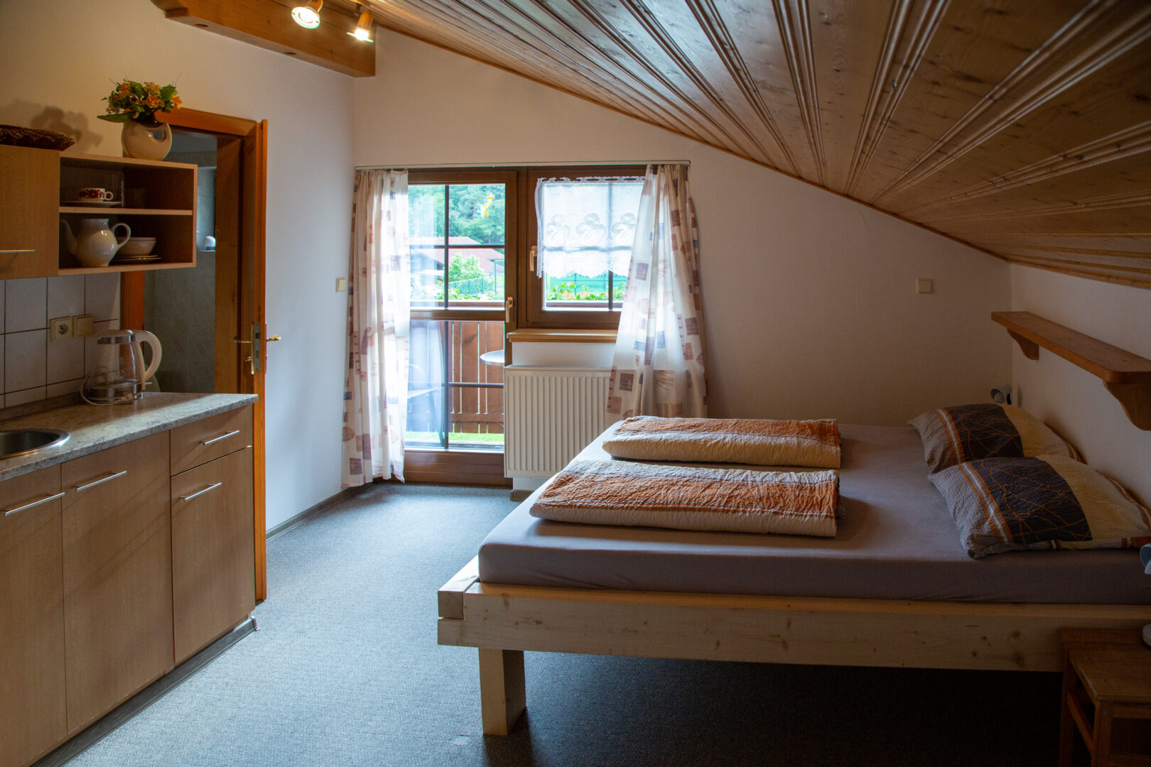 Apartmá 2 – 1kk (2-3os.) / B